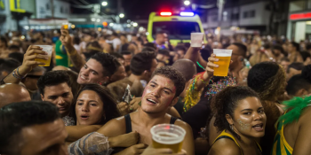 O Carnaval Que Não Aparece nos Palcos